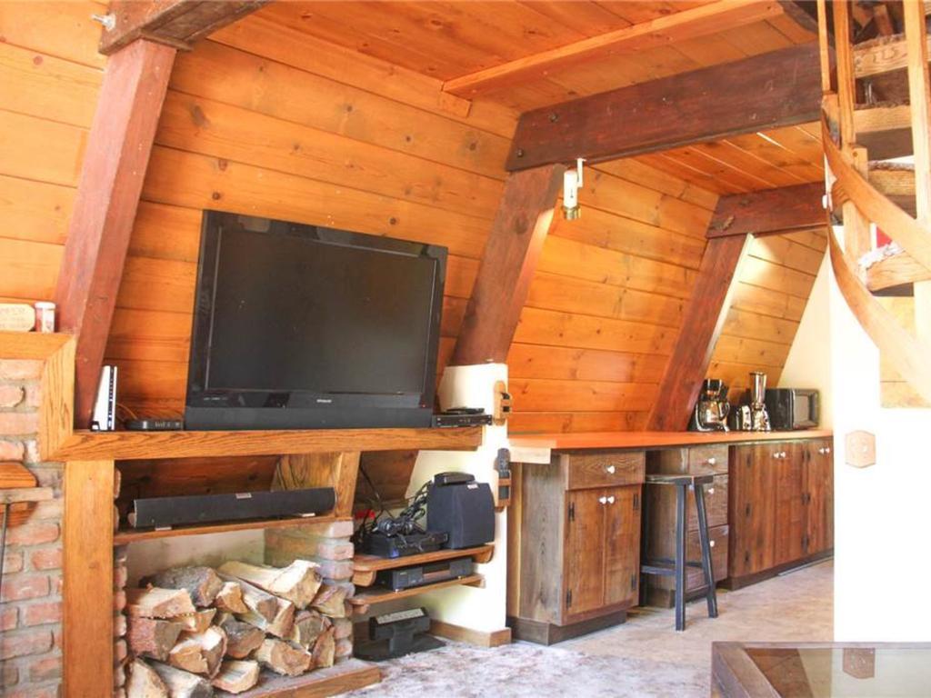 A-Frame Of Mind Villa Big Bear City Room photo